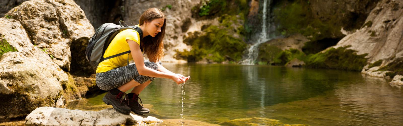 Comment transporter l'eau en randonnée ? – L'Instant Vagabond