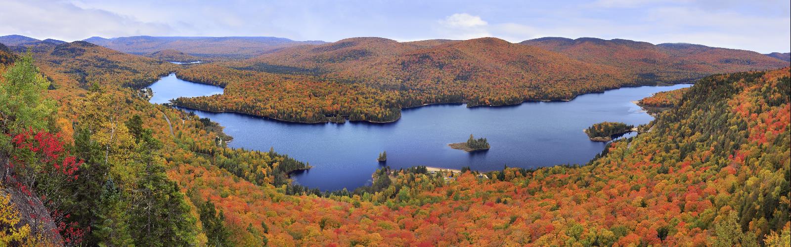 Hiking in Quebec - natural landscape  water sky outdoor mountain tree river lake autumn grass fall nature landscape hillside overlooking plant surrounded cloud hill beautiful pond traveling lush island land wooded distance