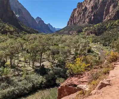 Angels Landing Trail hiking trail - natural landscape