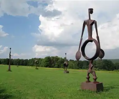 Griffis Sculpture Park hiking trail - natural landscape