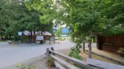 Explorer le sentier Lost Lake