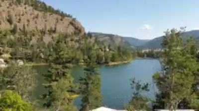 Discover Twin Lakes in Thompson Okanagan