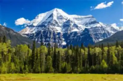 Mount Robson hiking trail - natural landscape
