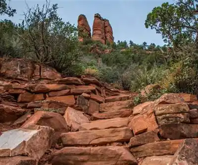 Red Canyon Trail hiking trail - natural landscape
