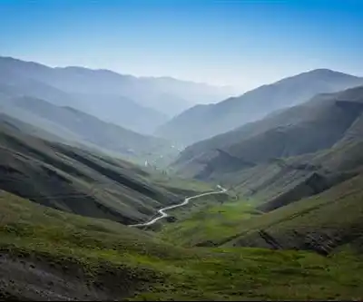 Long Mountain hiking trail - natural landscape