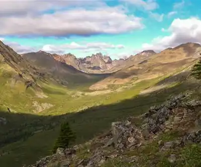 Sentier de randonnée Grizzly Lake - paysage naturel