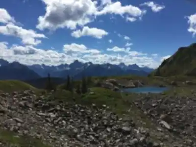 Discover Williamson Lake in Vancouver Coast Mountains