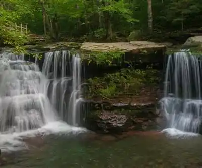 Diamond Notch Falls hiking trail - natural landscape