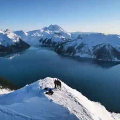 Garibaldi Lake scenery - hiking