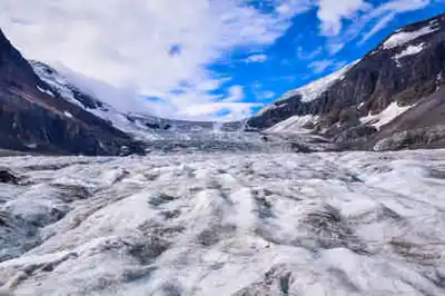 Hiking view of Mount Athabasca