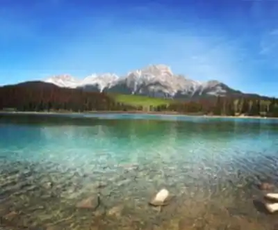 Vue en randonnée de Pyramid Lake