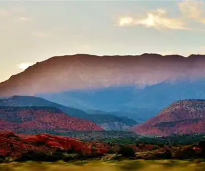Silver Reef hiking trail - natural landscape