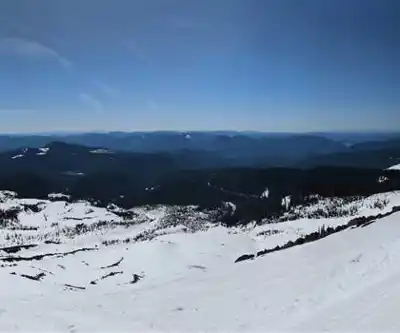 Mount St. Helens hiking trail - natural landscape