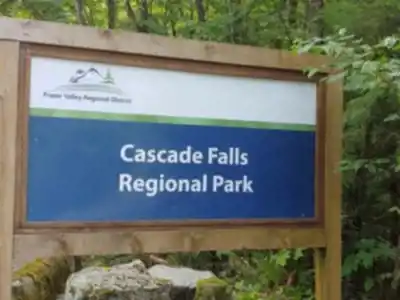 Explorer le sentier Cascade Falls Regional Park