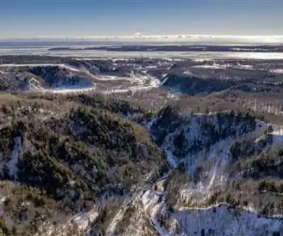 Discover Chutes Jean Larose in Québec City Region