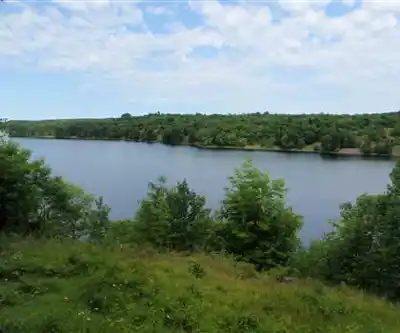 Sentier de randonnée Frontenac Provincial Park - paysage naturel
