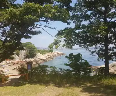 Gloucester Harbor hiking trail - natural landscape