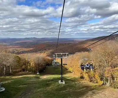 Mont Sutton scenery - hiking
