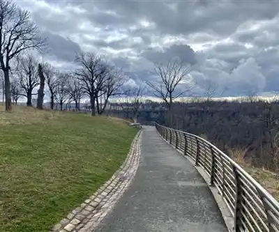 Sentier de randonnée Niagara Rim - paysage naturel