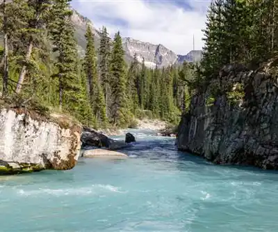 Marble Canyon hiking trail - natural landscape