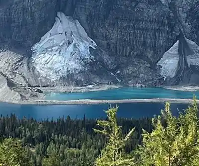 Floe Lake hiking trail - natural landscape