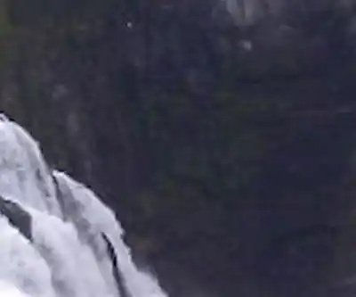 Kinuseo Falls hiking trail - natural landscape