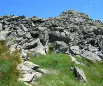 Mount Jefferson, New Hampshire hiking trail - natural landscape