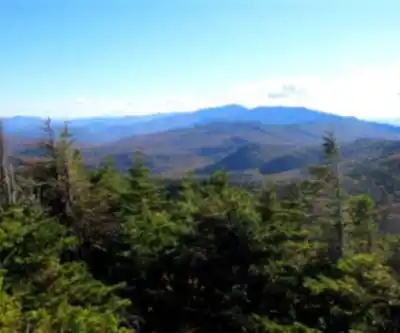 Sentier de randonnée Burnt Mountain, Vermont - paysage naturel