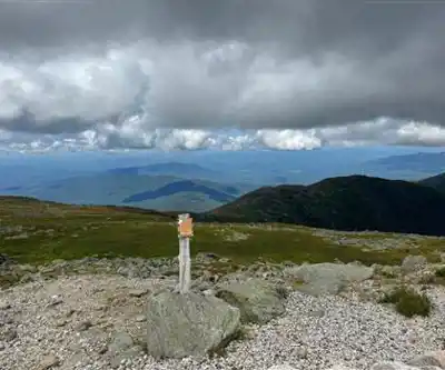 Mount Washington hiking trail - natural landscape