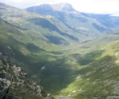 Hiking view of Mount Washington