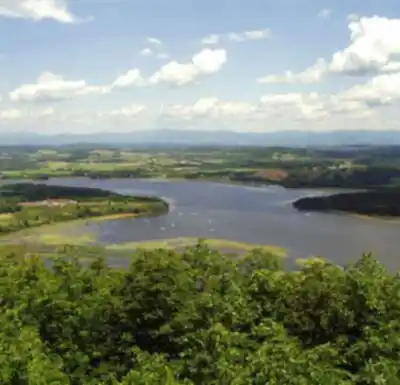 Sentier de randonnée Mount Defiance, New York - paysage naturel