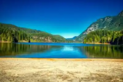Buntzen Lake hiking trail - natural landscape