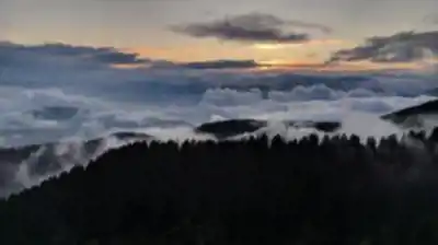 Hiking view of Alouette Mountain