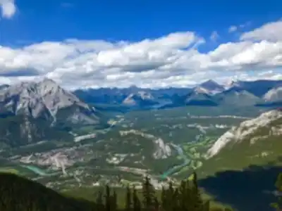 Sulphur Mountain hiking trail - natural landscape