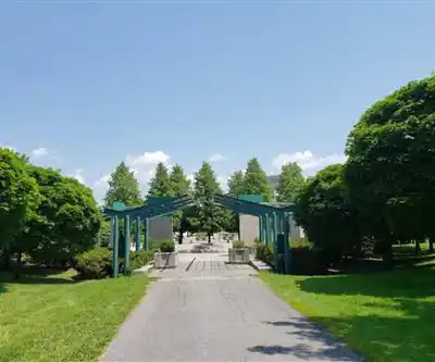 Hiking view of Centrepointe Park