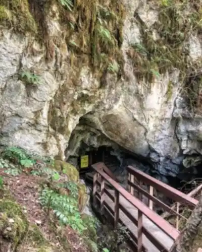 Découvrir Horne Lake Caves en Île de Vancouver