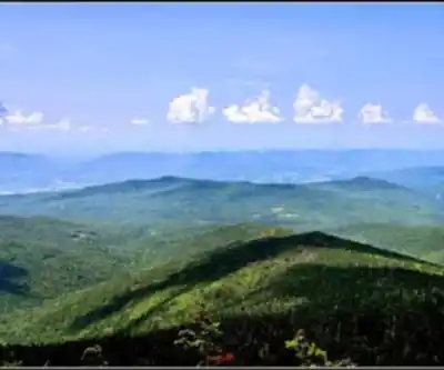Vue en randonnée de Mount Ellen, Vermont