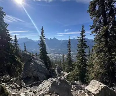 Explorer le sentier Mount Lady MacDonald