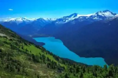 Cheakamus Lake hiking trail - natural landscape