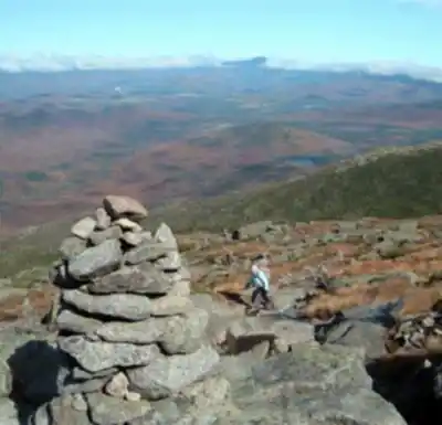 Sentier de randonnée Algonquin Peak, New York - paysage naturel