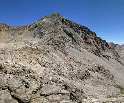 Mount Pinchot, California hiking trail - natural landscape
