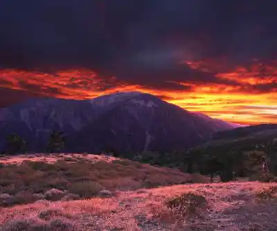 Pine Mountain Ridge, California hiking trail - natural landscape