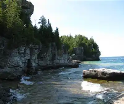 Discover Bruce Peninsula National Park in Bruce Peninsula, Southern Georgian Bay and Lake Simcoe