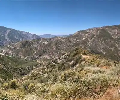 Mount Disappointment, California hiking trail - natural landscape