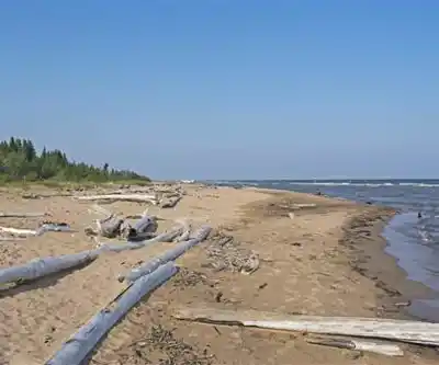 Slave Lake hiking trail - natural landscape