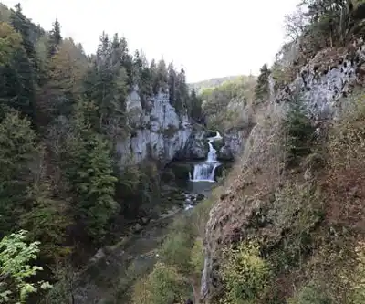 Cascade De La Billaude Ou Saut Claude Roy hiking trail - natural landscape