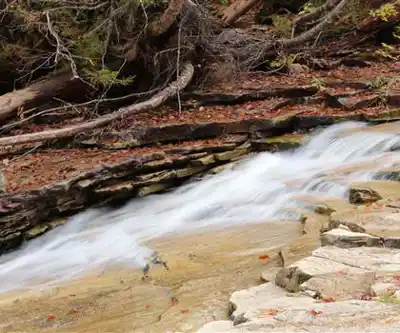Sentier de randonnée Arethusa Falls - paysage naturel
