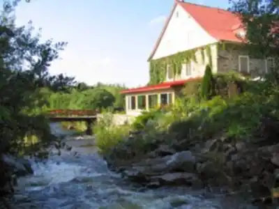 Discover Auberge des Glacis in Chaudière-Appalaches