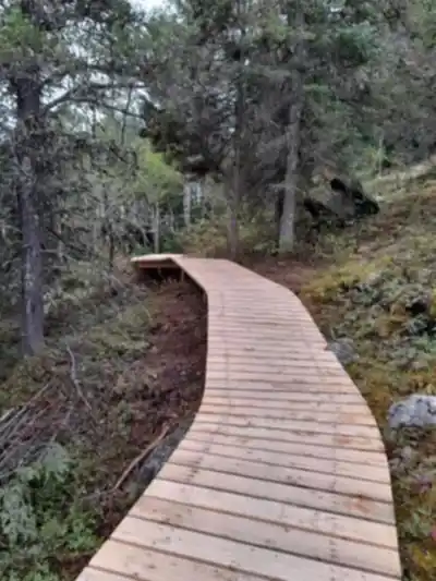 Discover Sentier Pédestre Du Mont Bell in Abitibi-Témiscamingue
