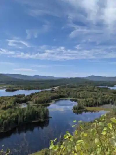 Mont Sourire hiking trail - natural landscape